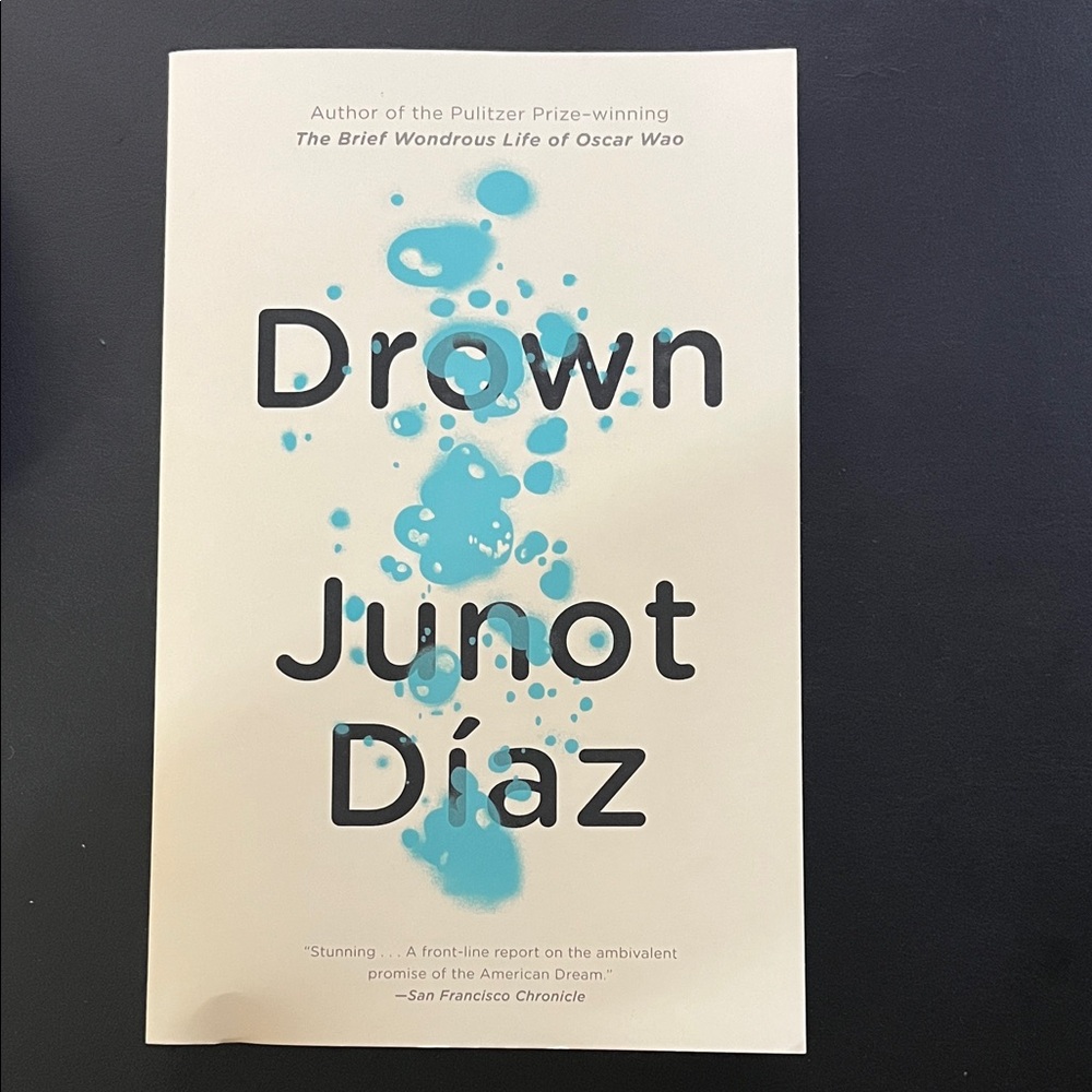 Drown by Junot Díaz Book